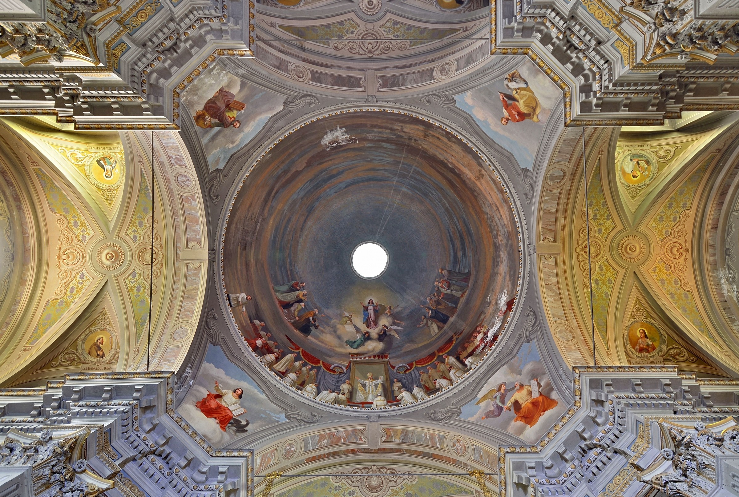 Cupola Chiesa San.Giorgio - Cannero (Vb) HDR