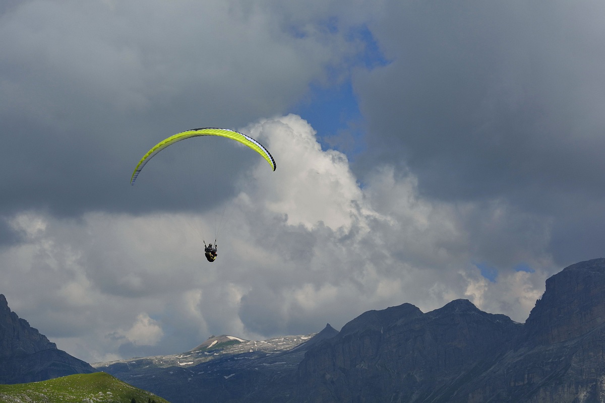 paragliding