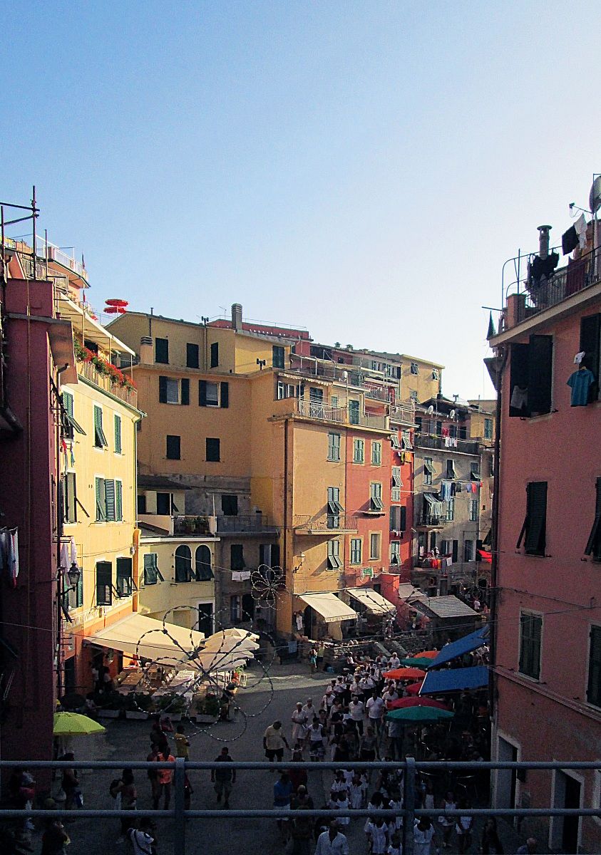 Vernazza in procession