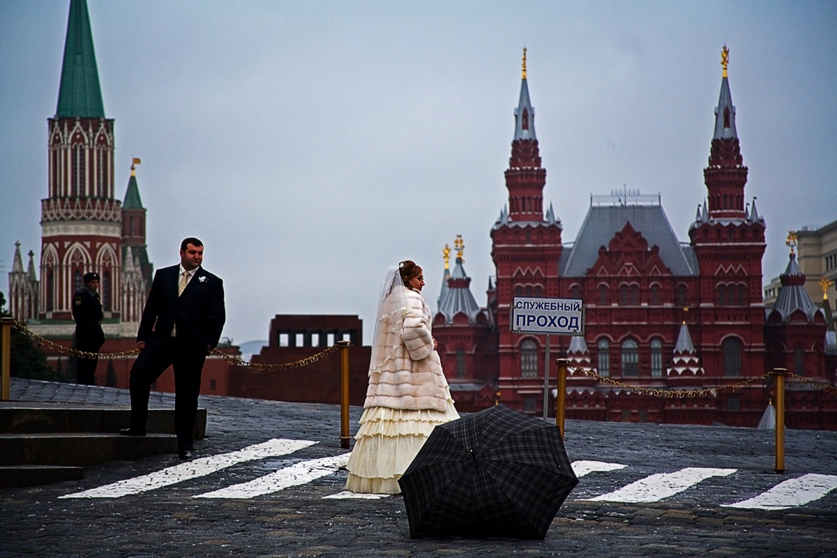 Sposa in Piazza Rossa