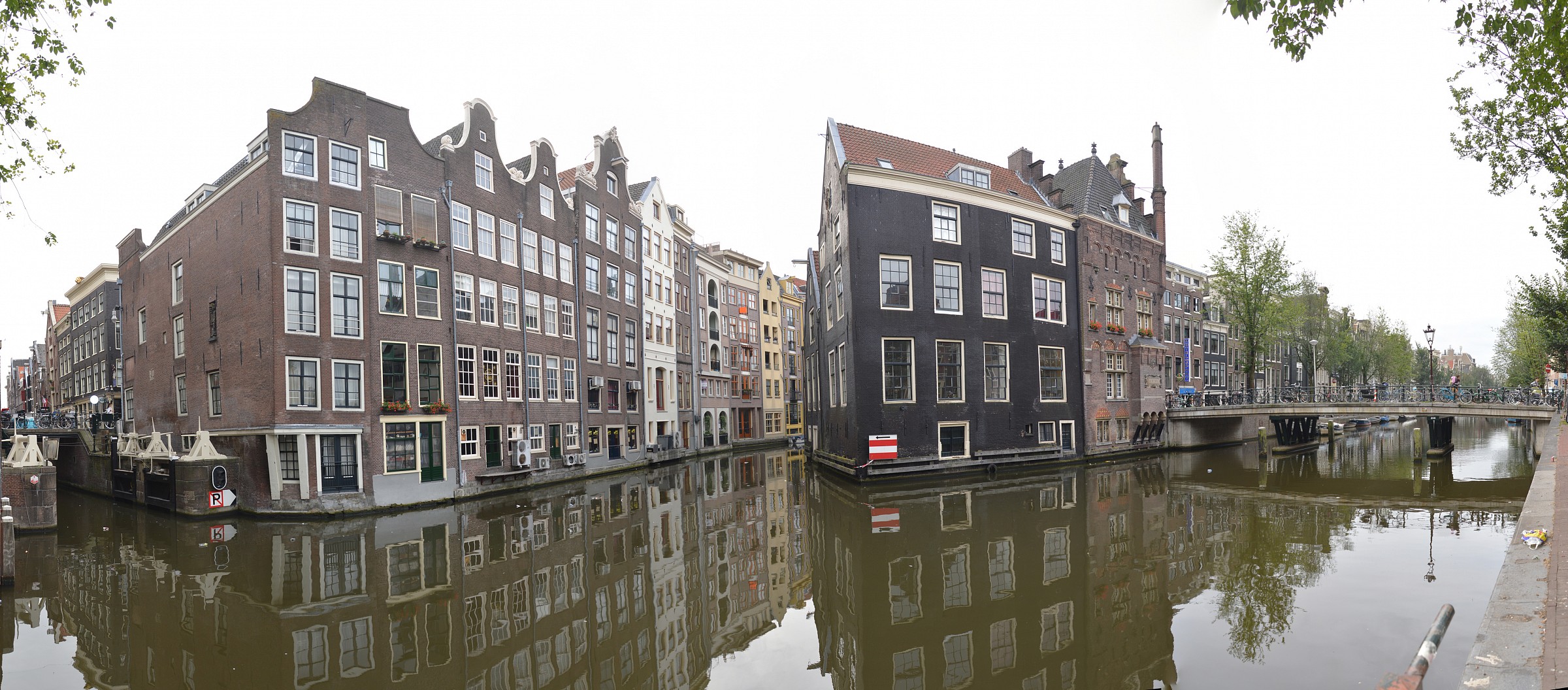canals in the center. (2)