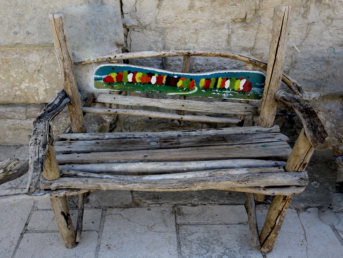 bench in Motovun
