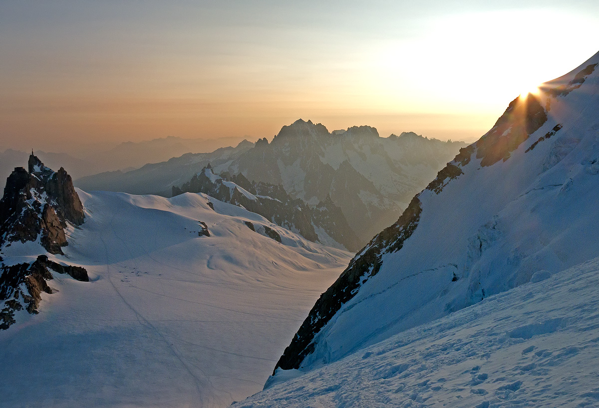 Sunrise on the north side of Mont Blanc du Tacul