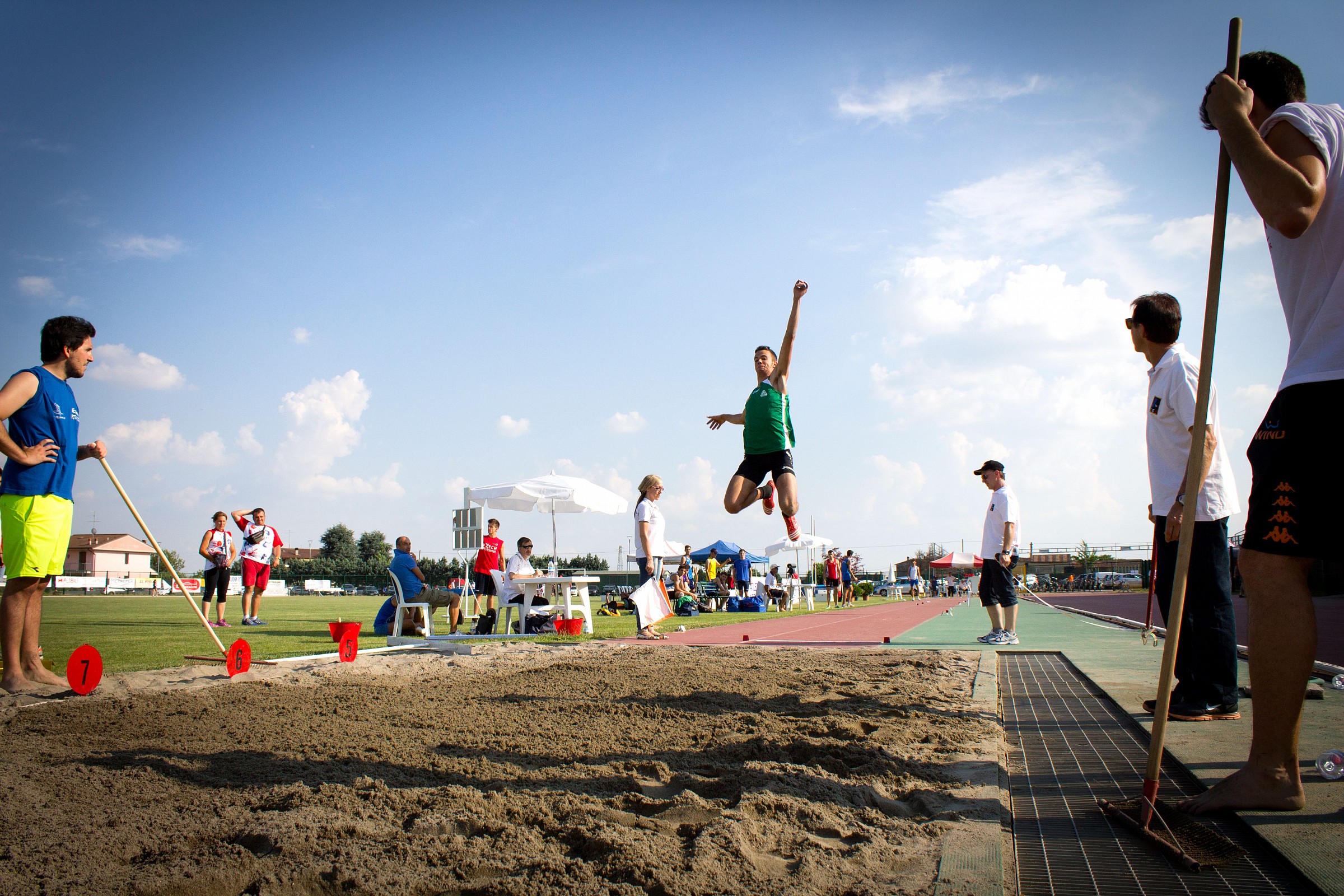 Salta lungooooooooo.....