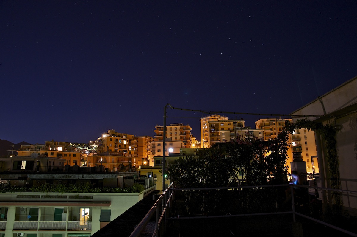 In terrazza dopo il tramonto