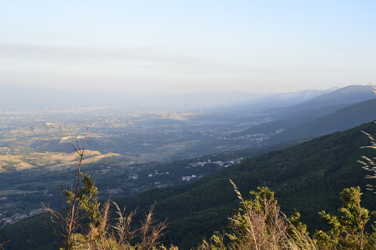Vetta Cerzeto (cs), Italia - Vista Sud-Est