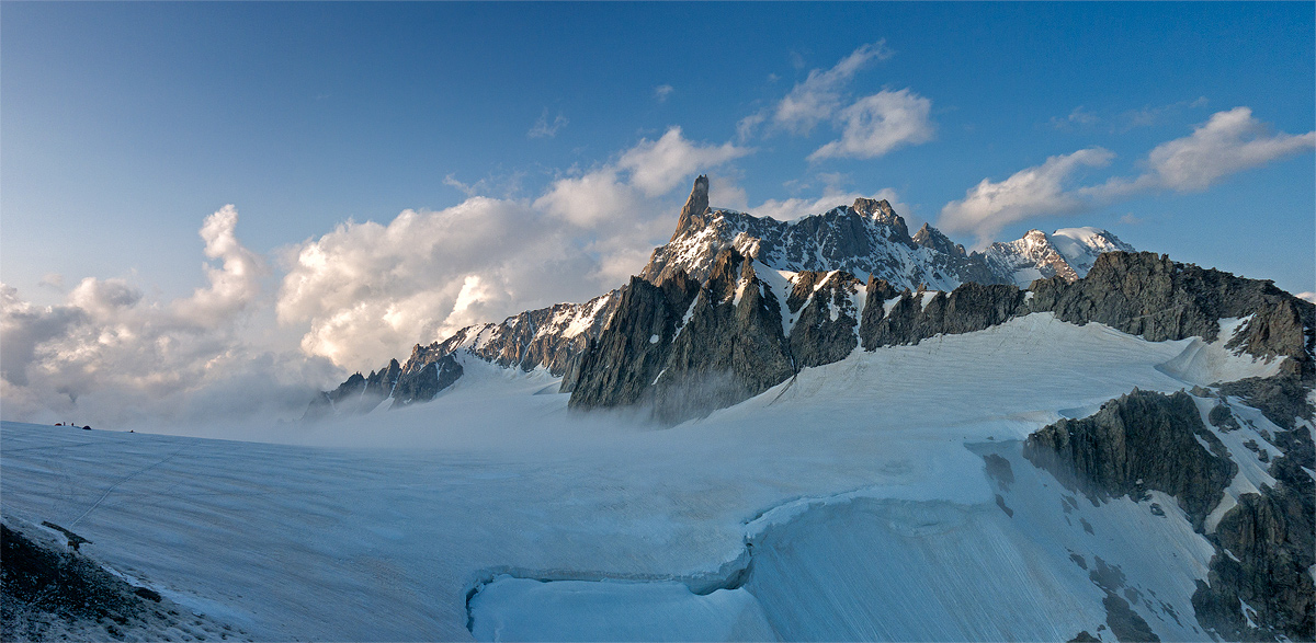 Night view from the Torino hut on the Giant's Tooth