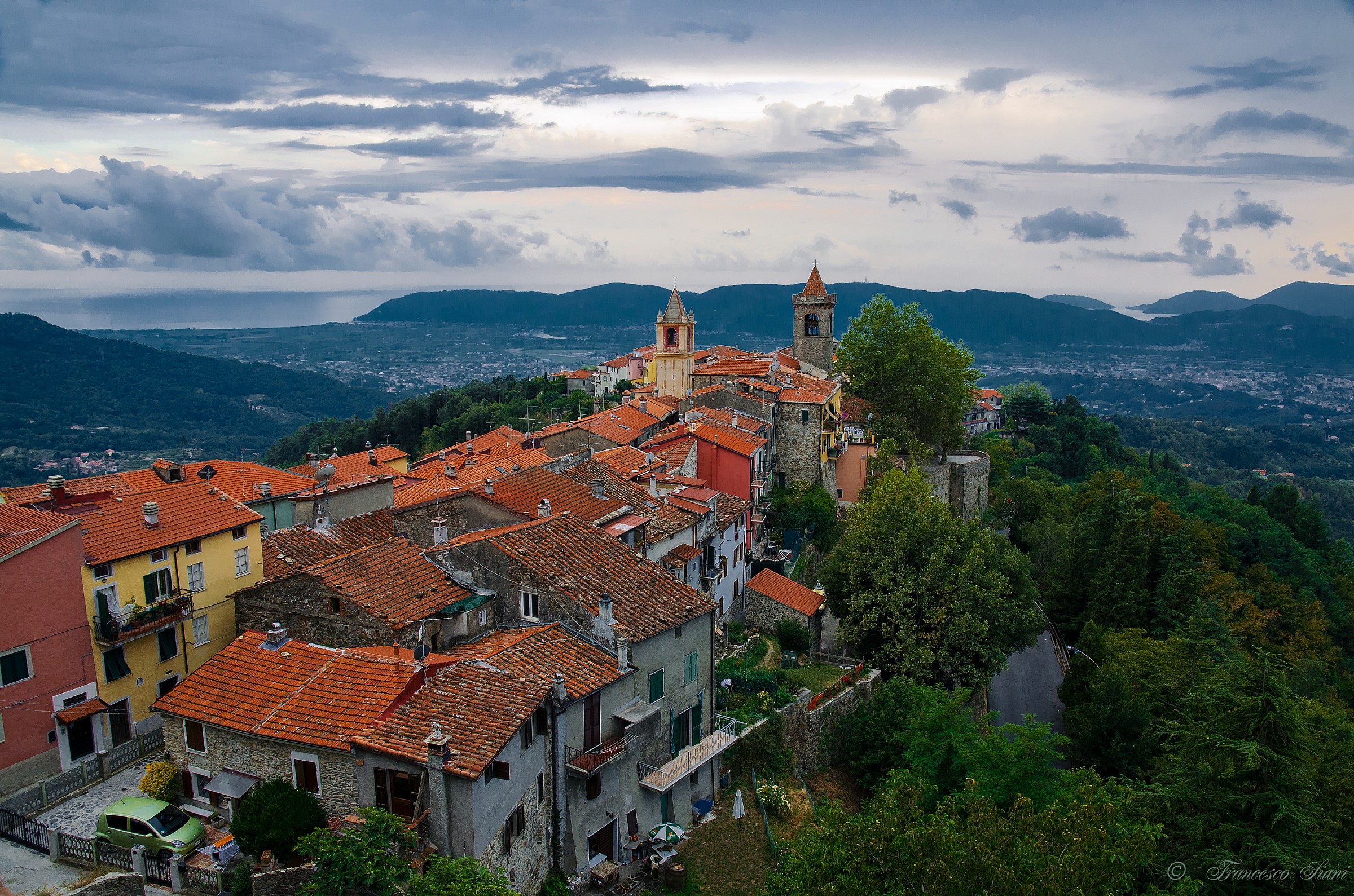 Panorama from the castle Malaspina