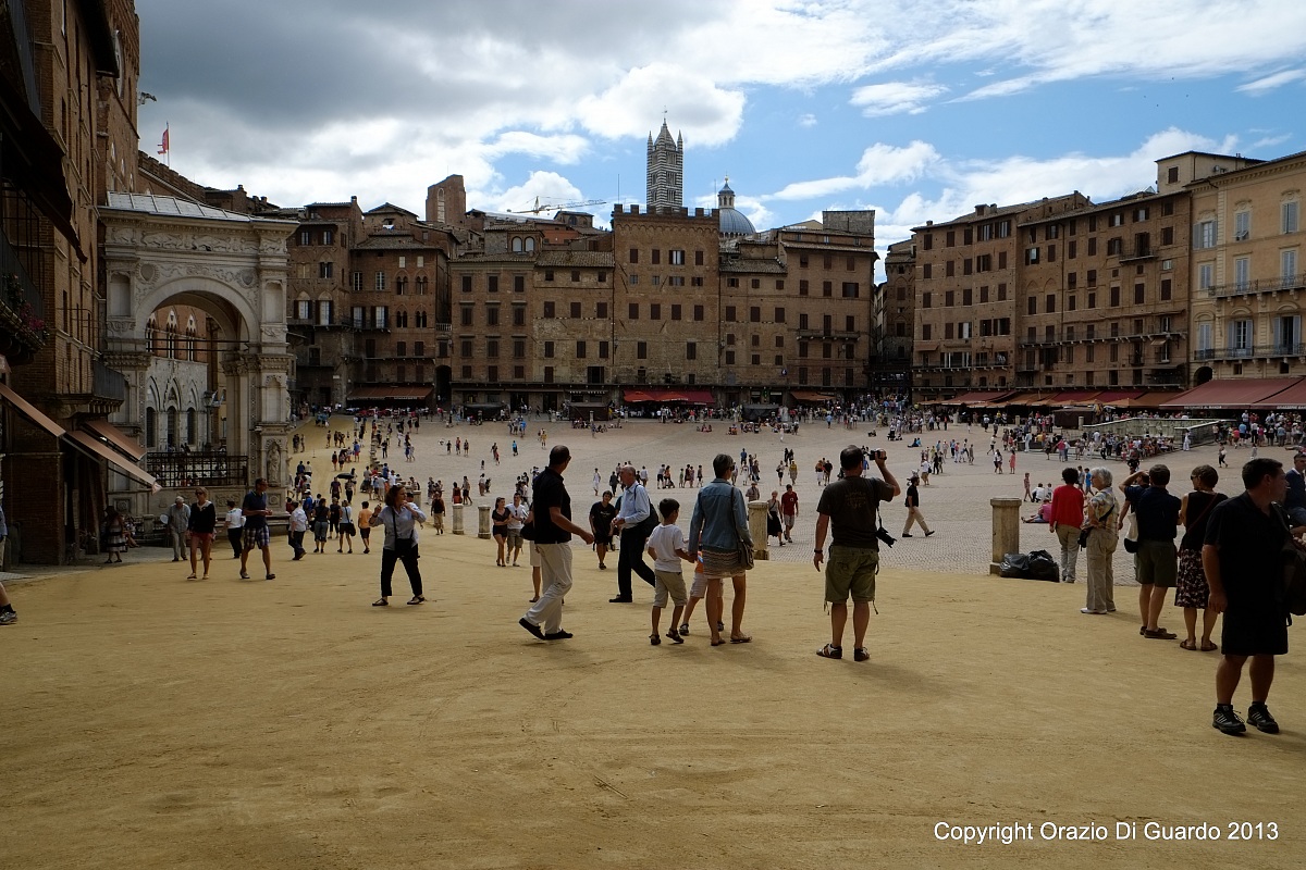 Siena Piazza del Campo