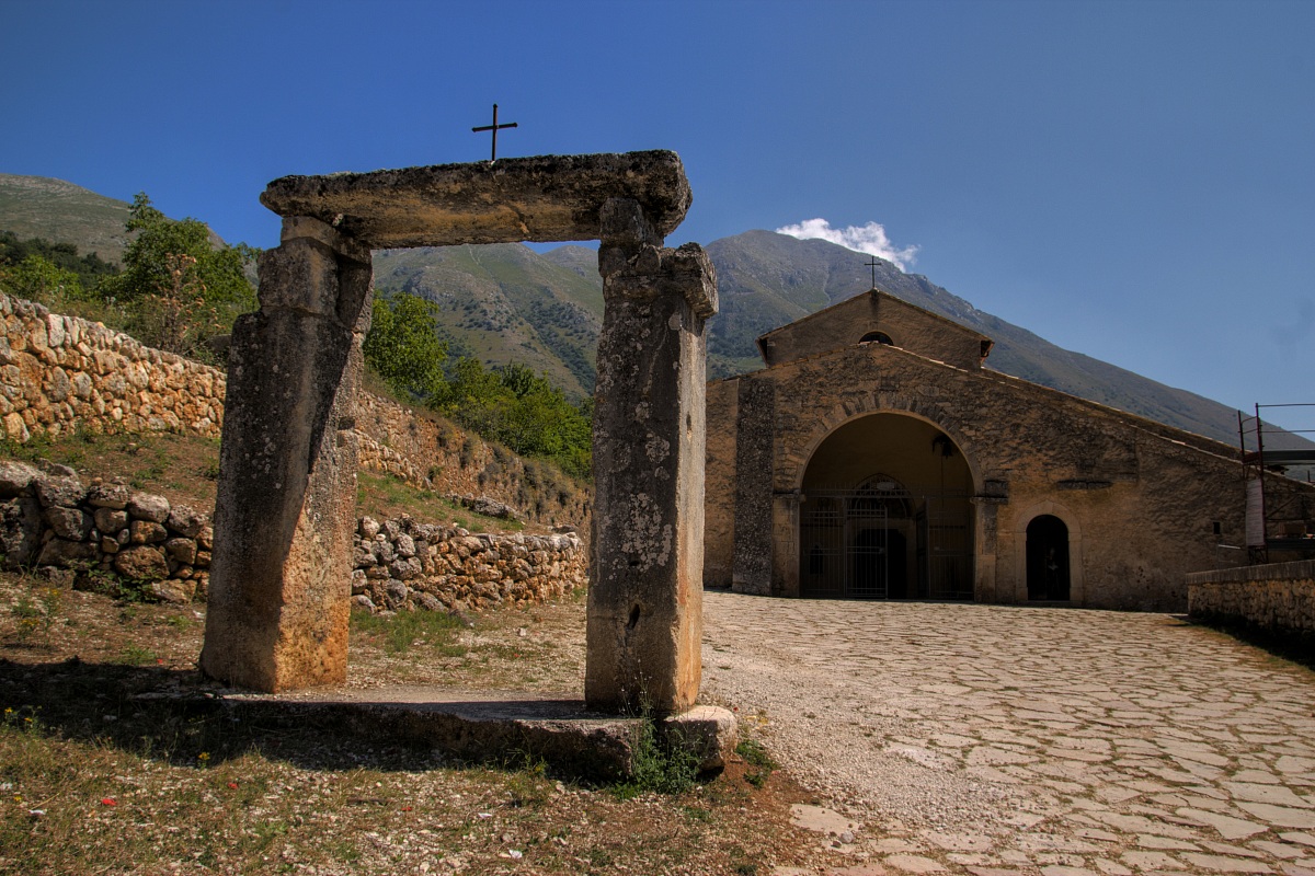 Santa Maria in Valle Porclaneta