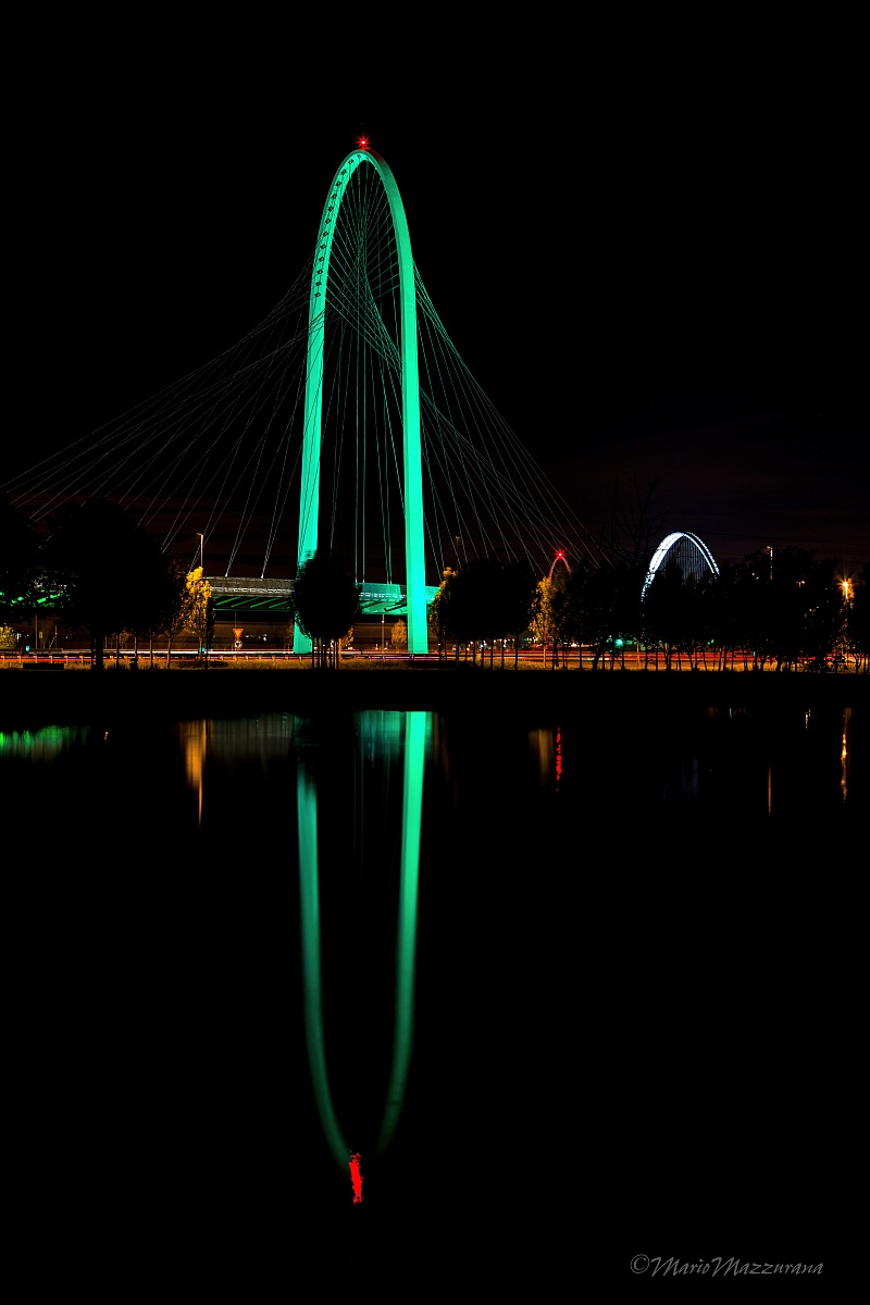 Calatrava by night