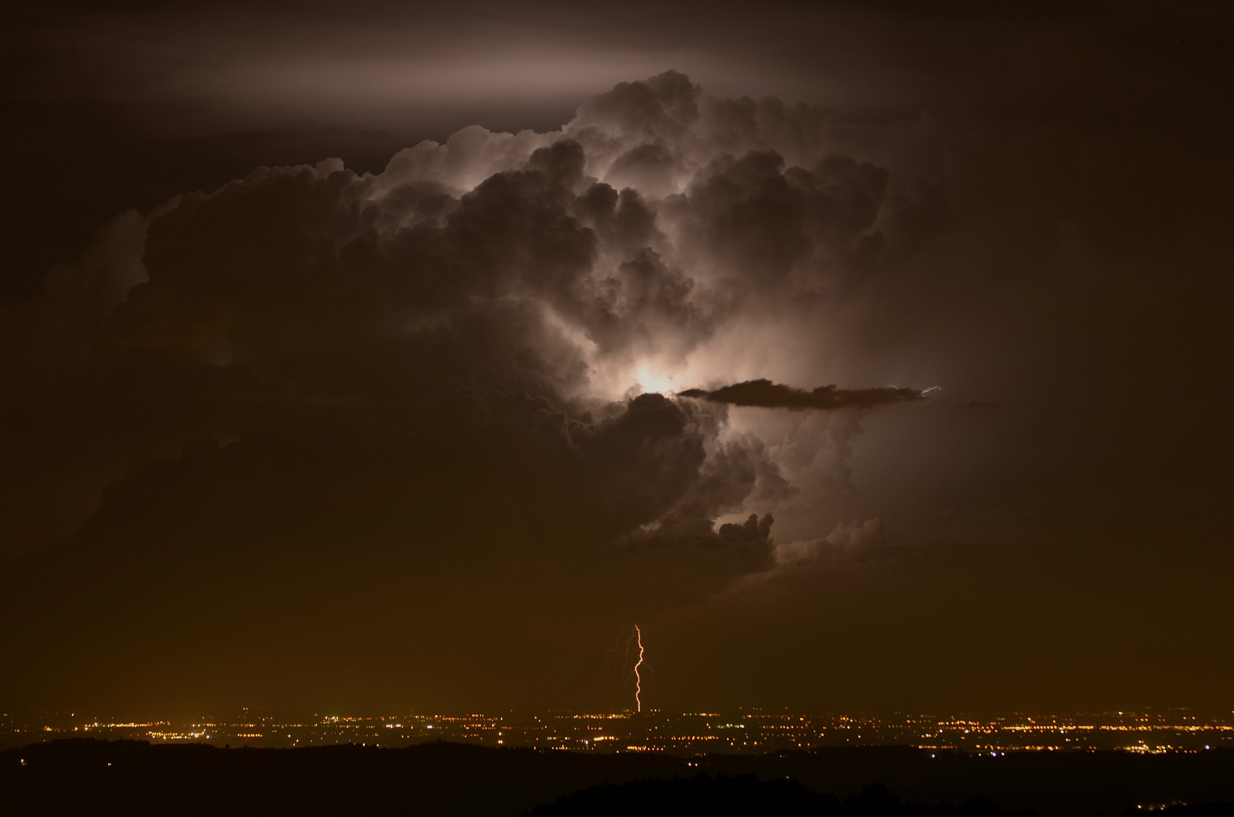 lightning on the plain