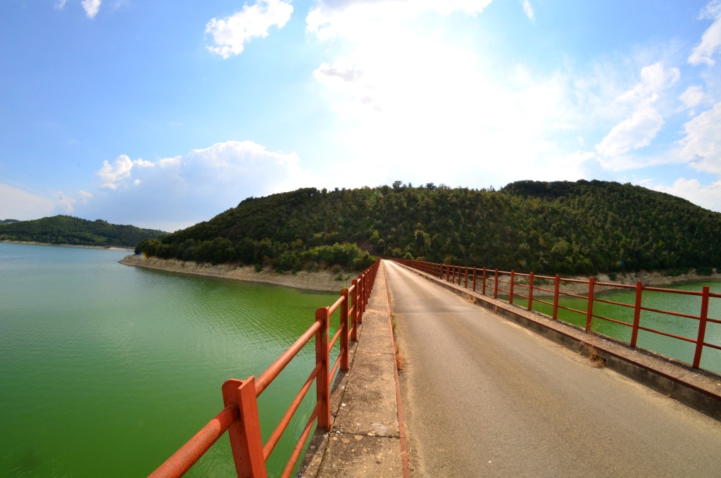 dam Castellarano, Montecchio