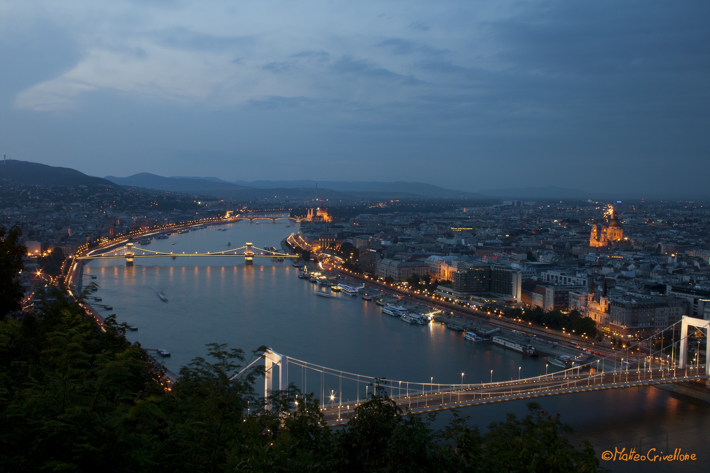 A dark view of Budapest