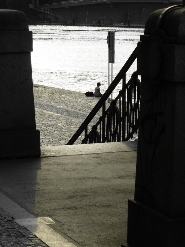 Sur les quais de Prague