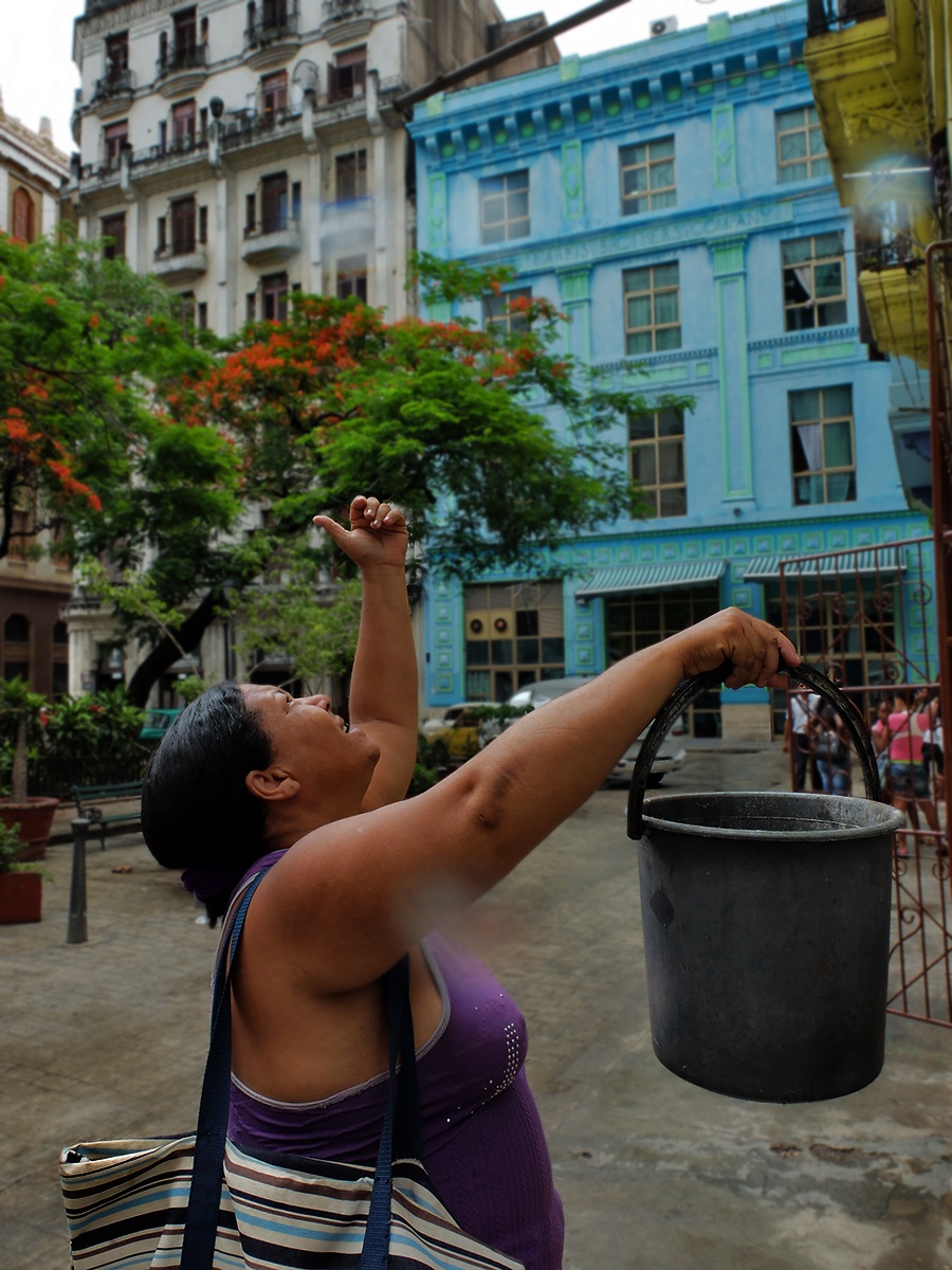 And throw 'I'm hook it rains!