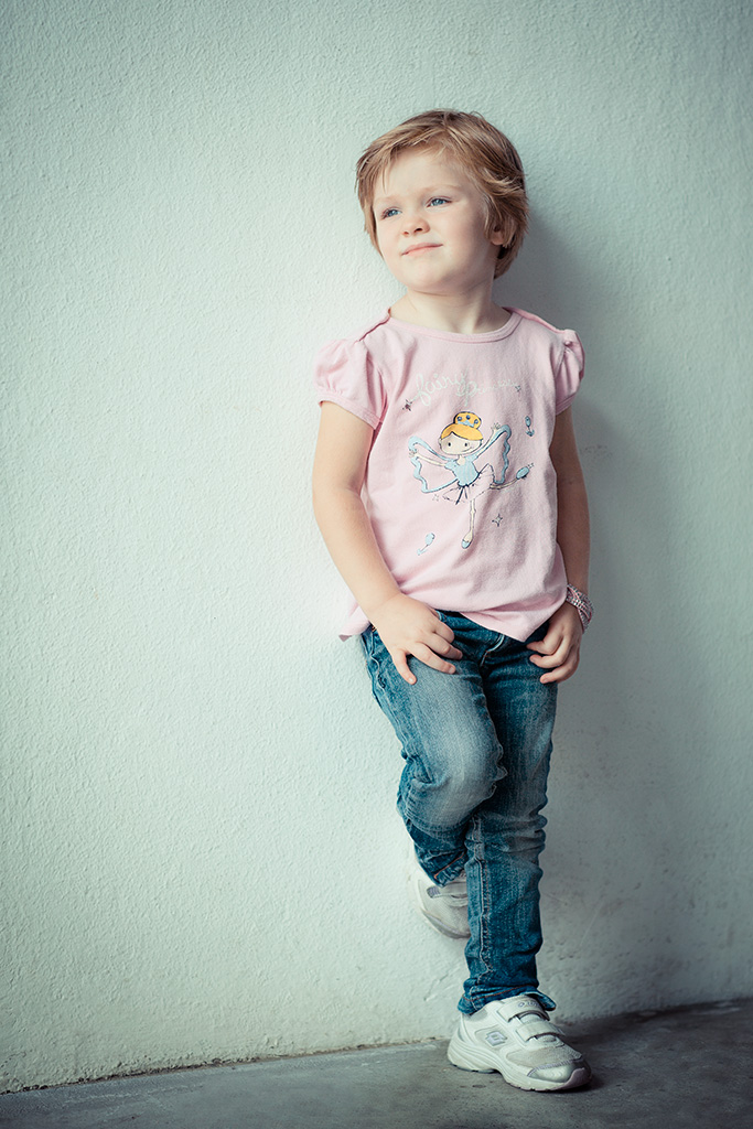 Alessia... industry girl