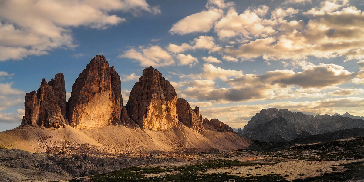 Three peaks behind the sunglasses