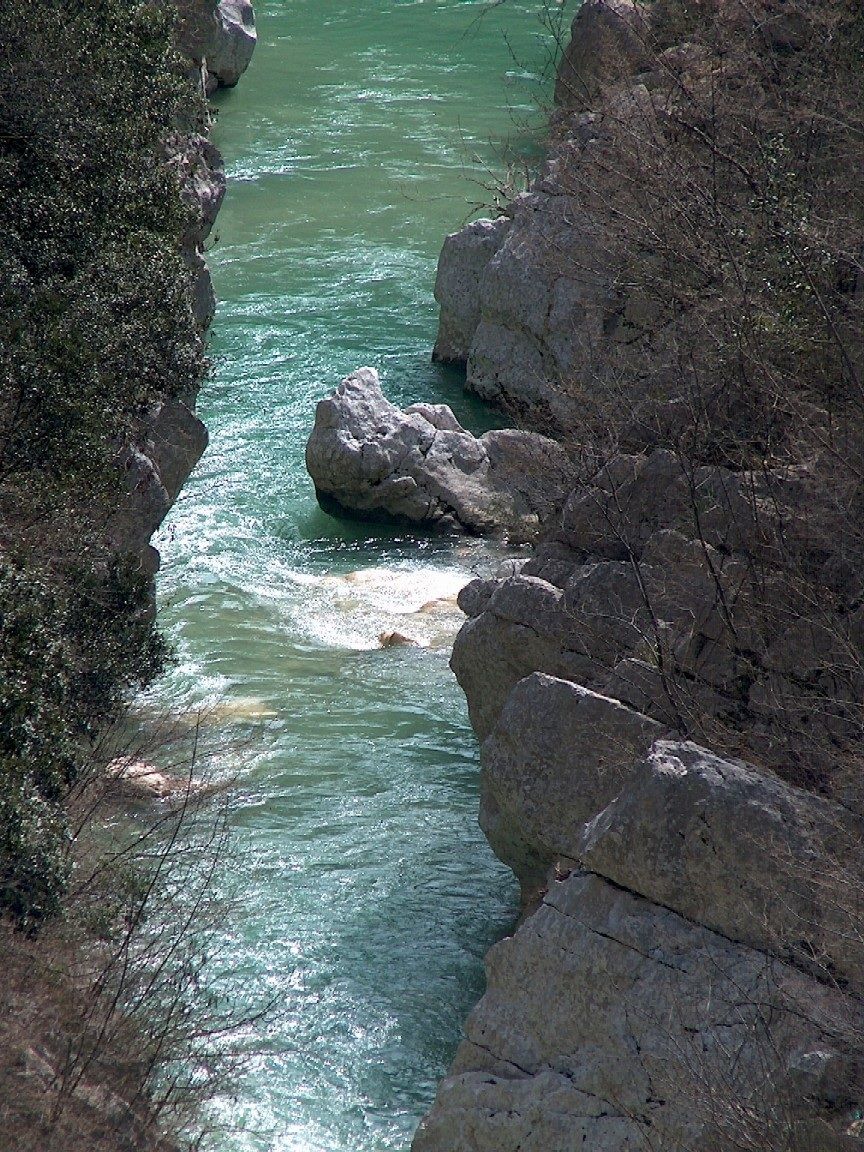 Il Rinoceronte ,tipica roccia nelle Gole del Melfa