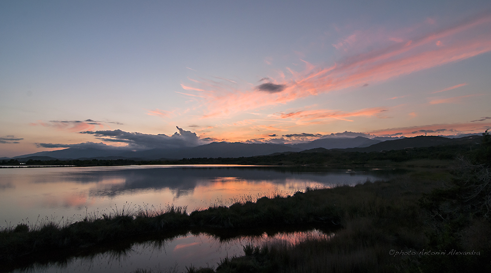 Tramonto stagno d'Arasu