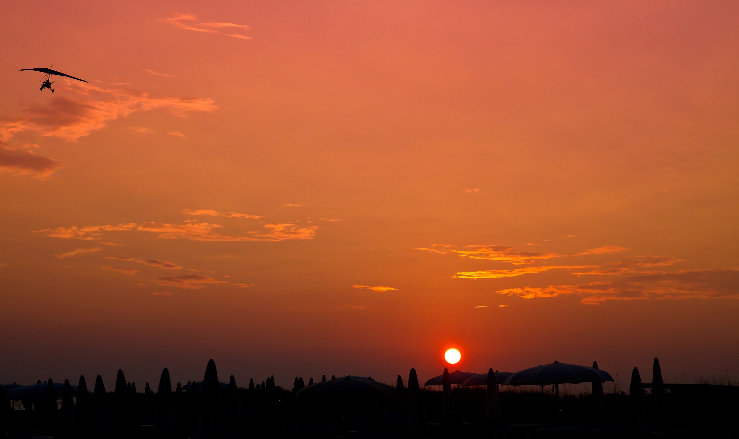 Deltaplano al Tramonto