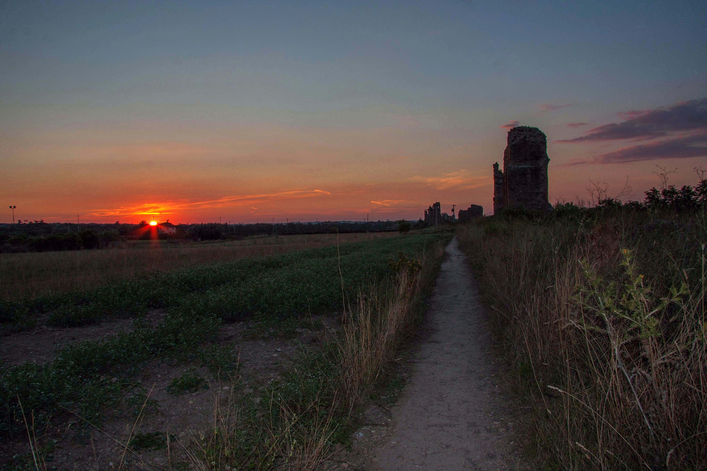 tramonto parco degli acquedotti san policarpo Roma
