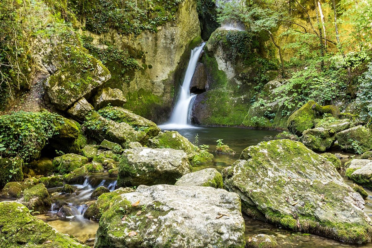 Cascate di Stiffe, Abruzzo.