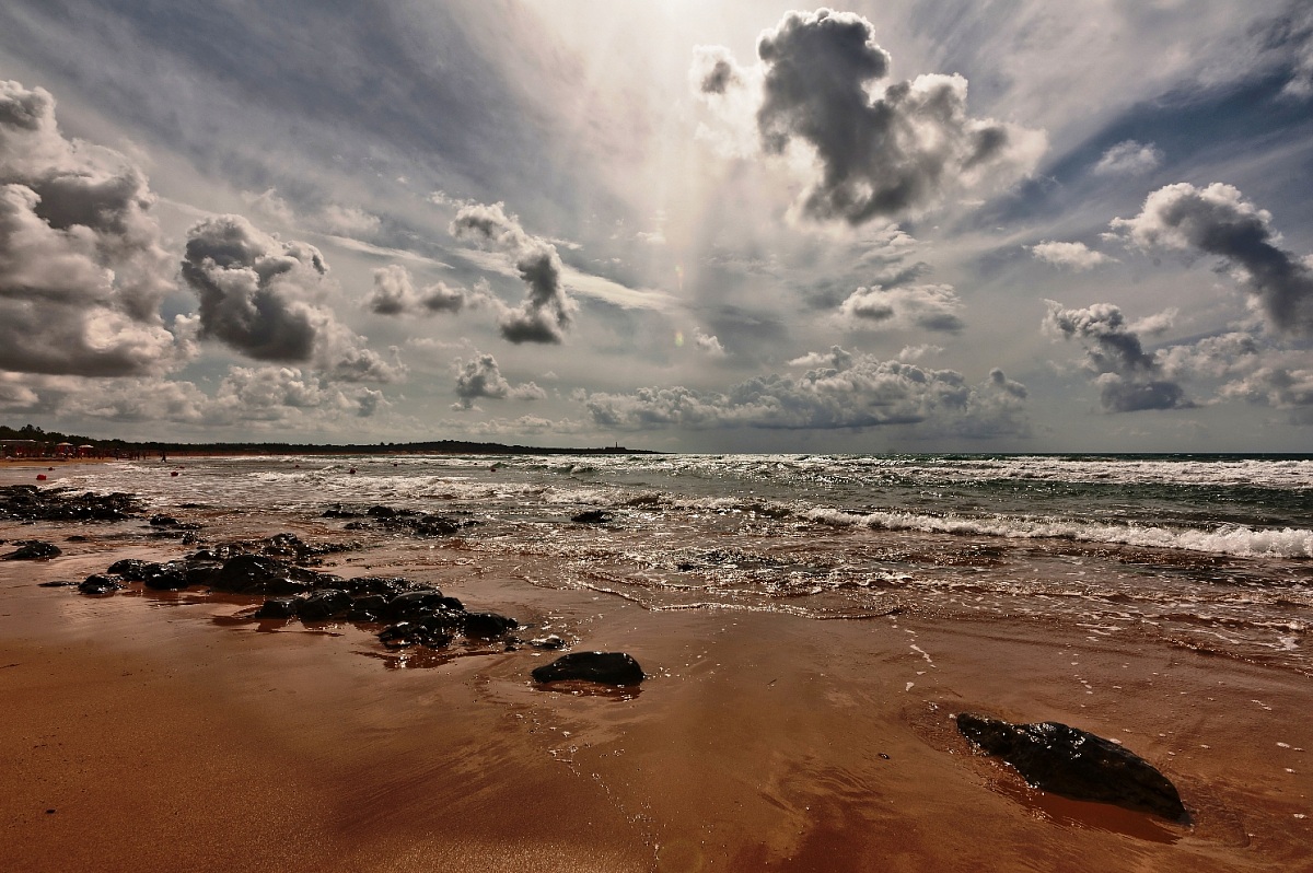 La luce che squarcia le tenebre..