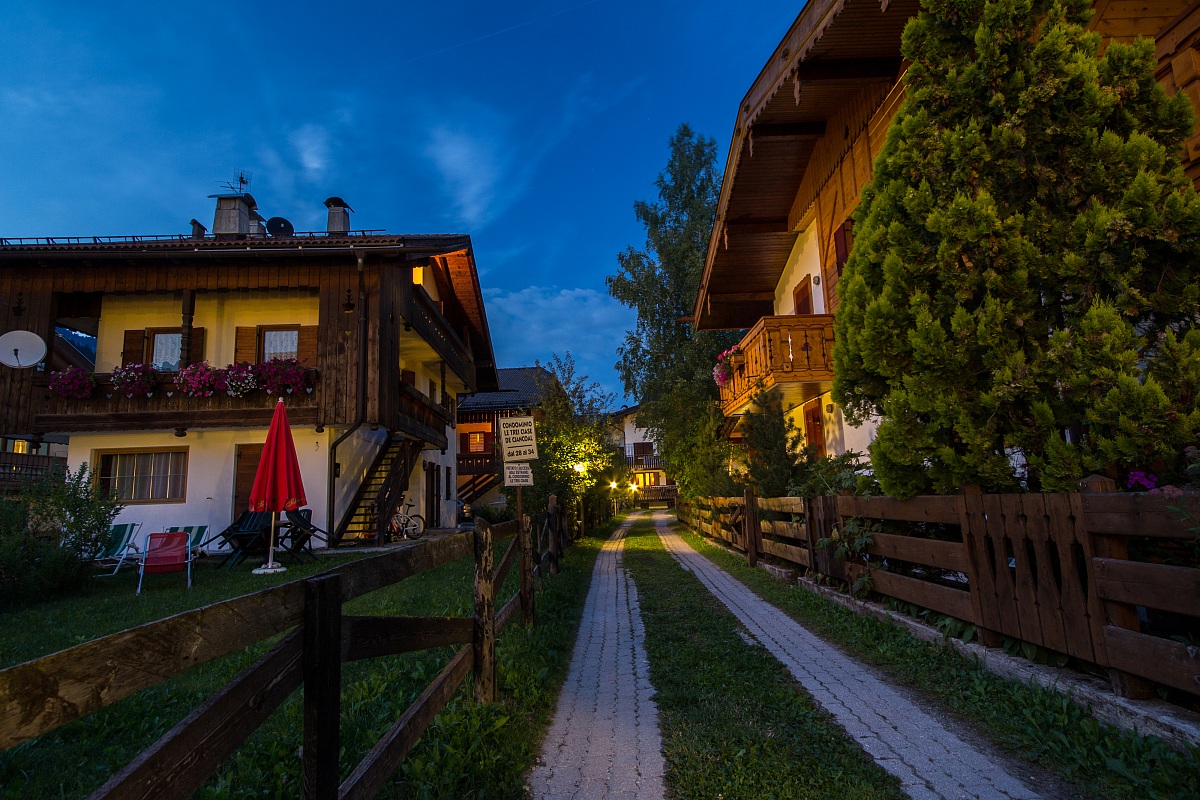 Via characteristic of vigo