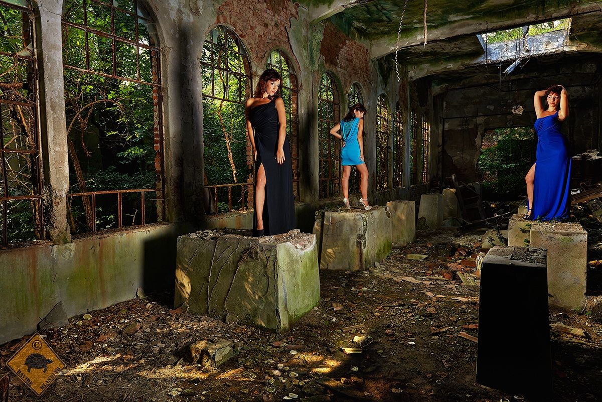 Gallery of decadence