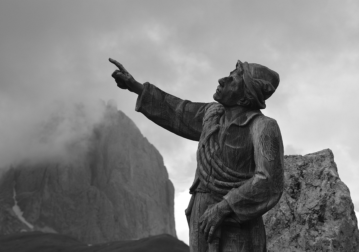 Touch the sky with a finger