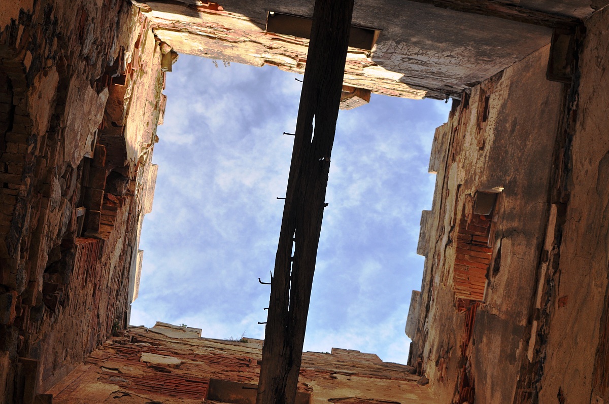 From the Earth to take a look to the sky