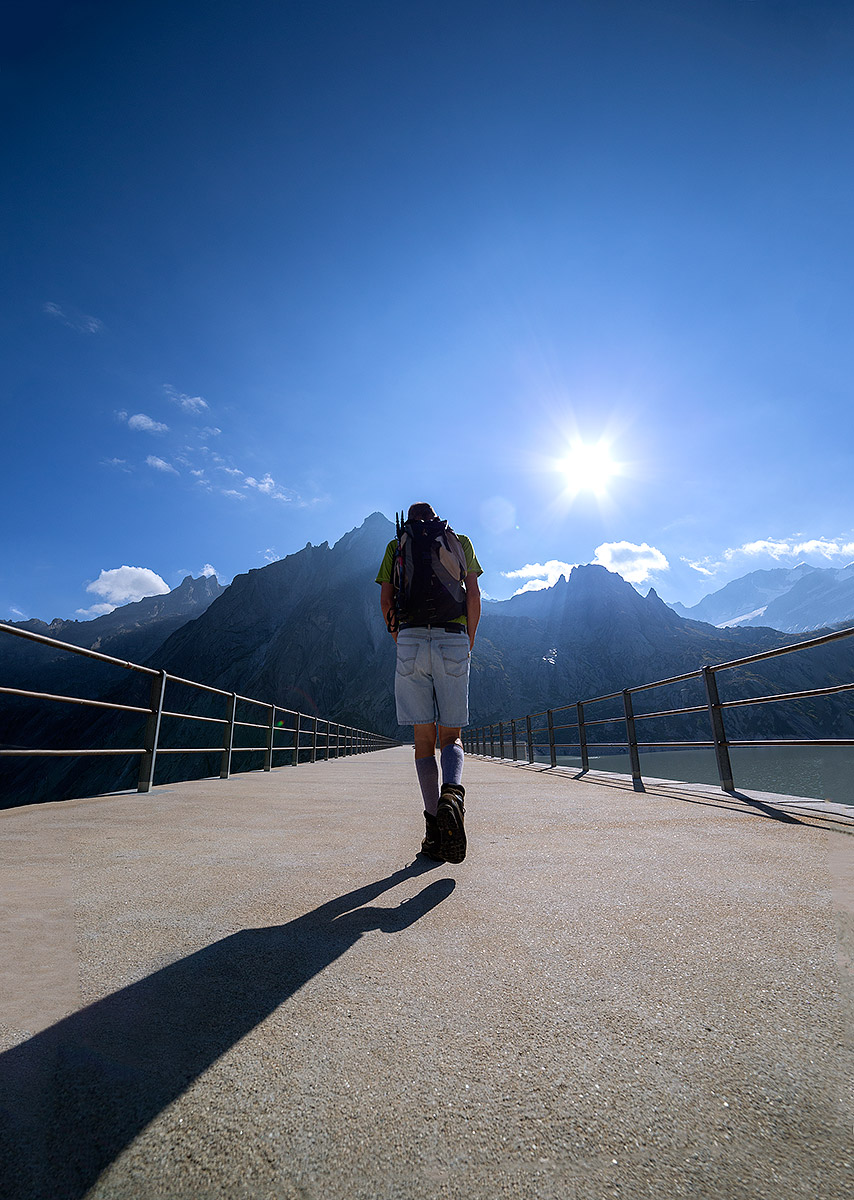 A passeggio sulla diga