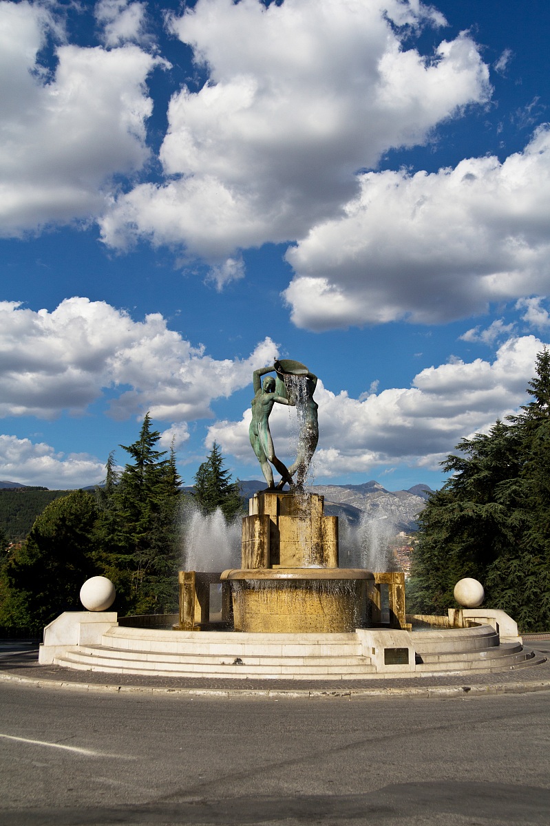 L'Aquila Fontana luminosa