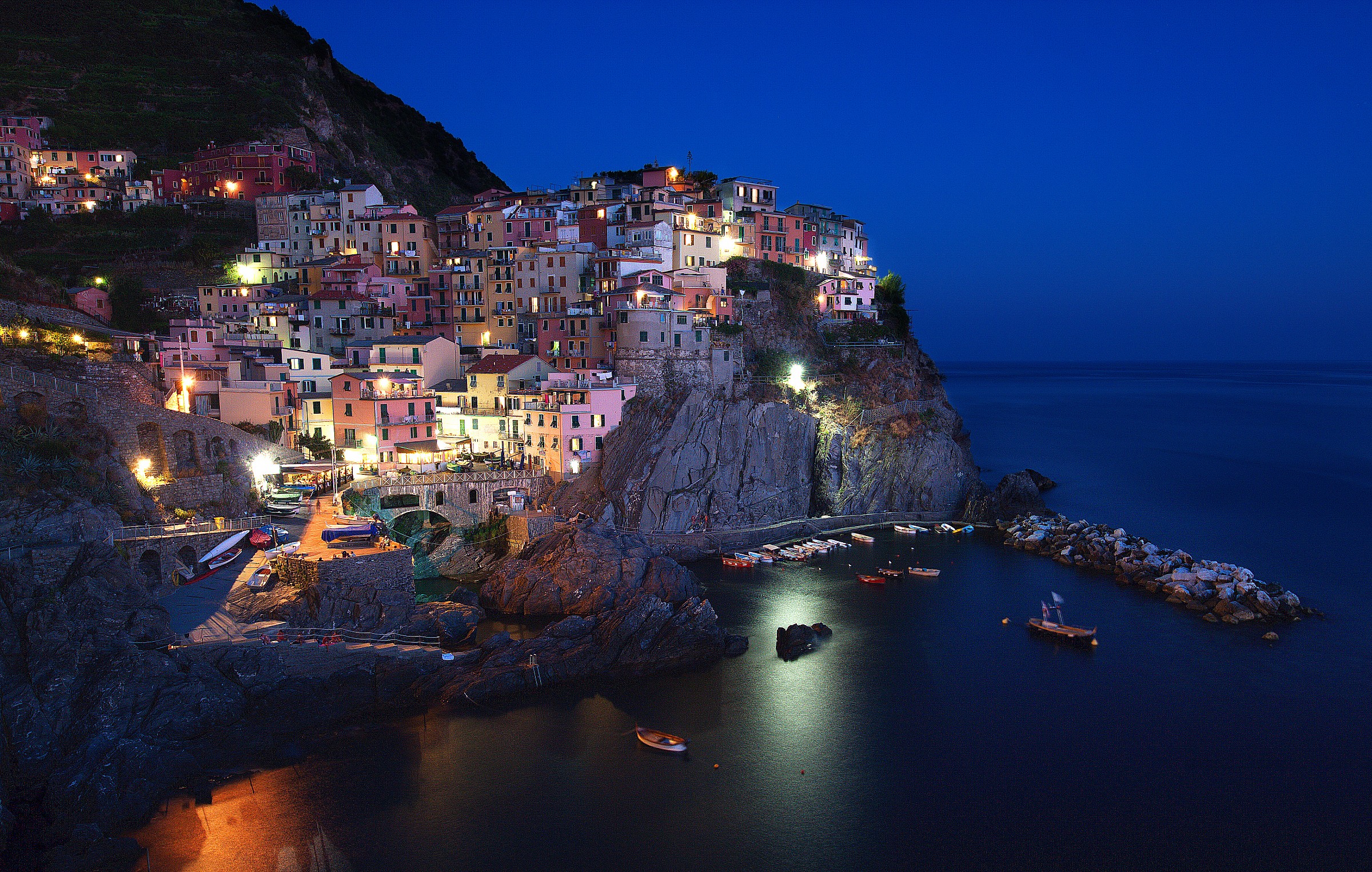 Manarola night