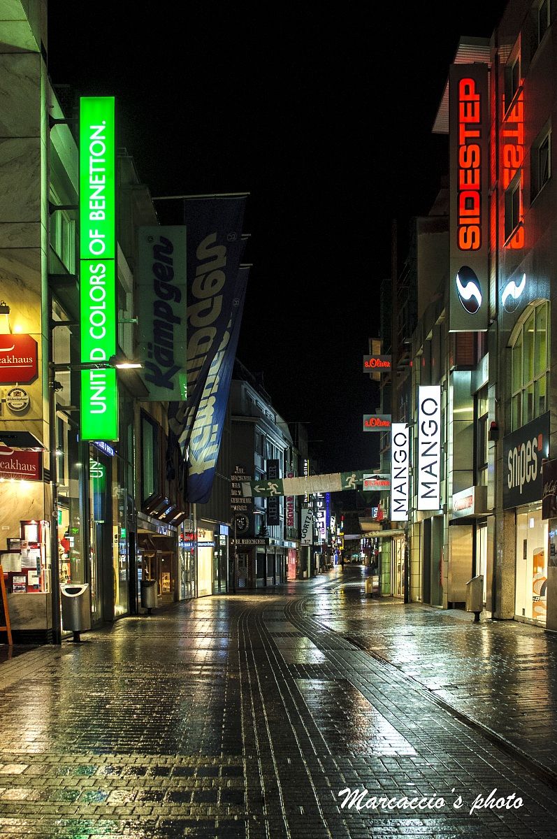 Koln Zentrum bei nacht