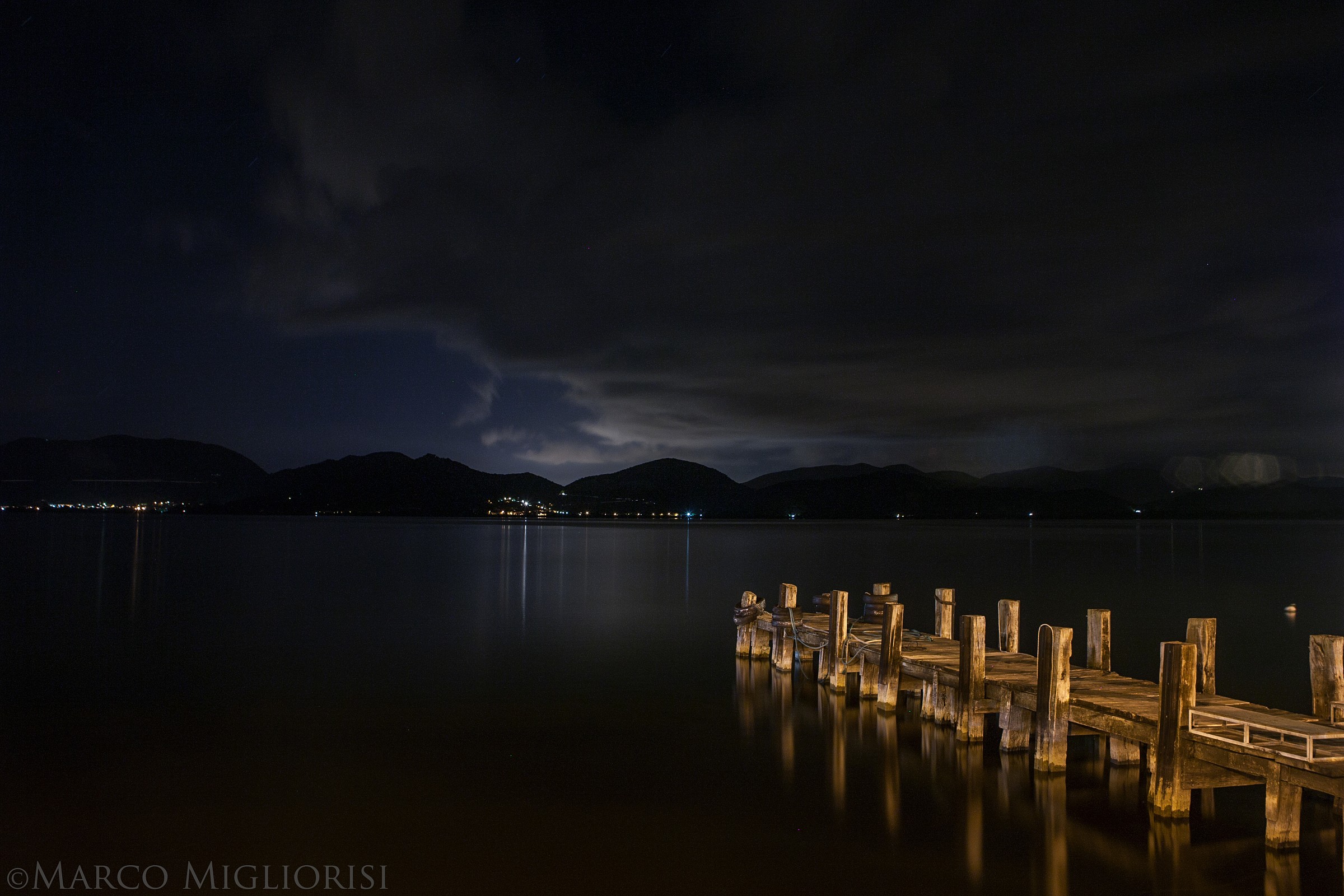 Night on the lake 2.