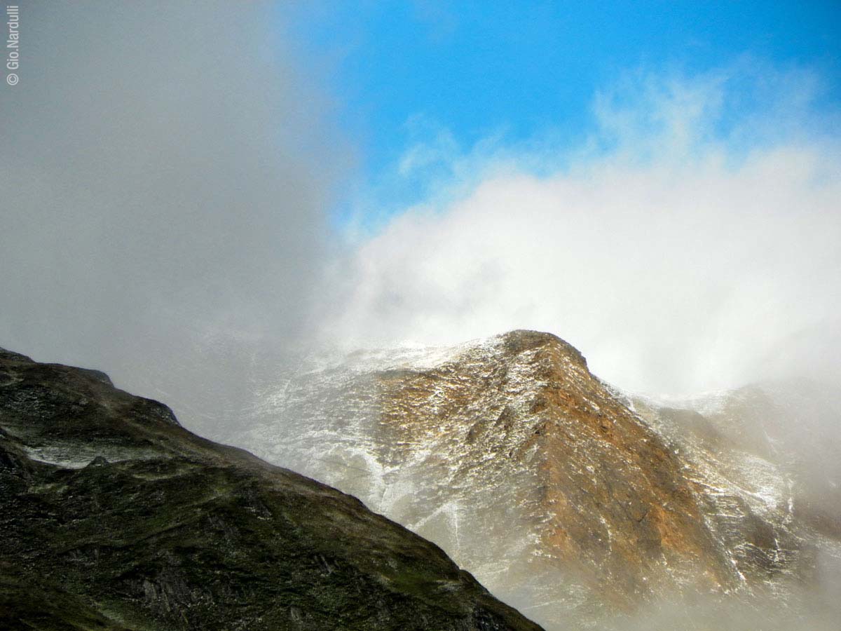 peaks (almost) stormy