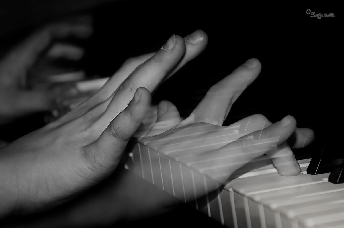 The Legend of the Pianist on the Ocean