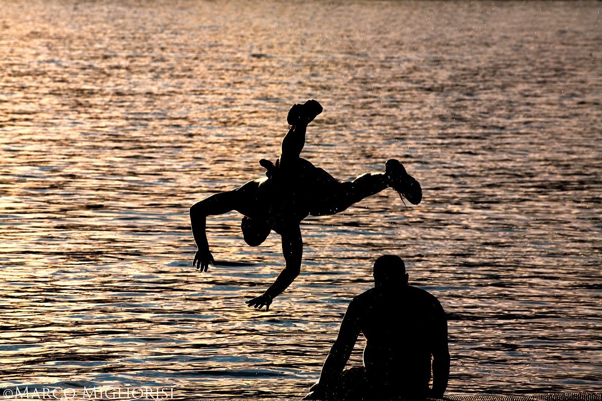 The dip and idleness.