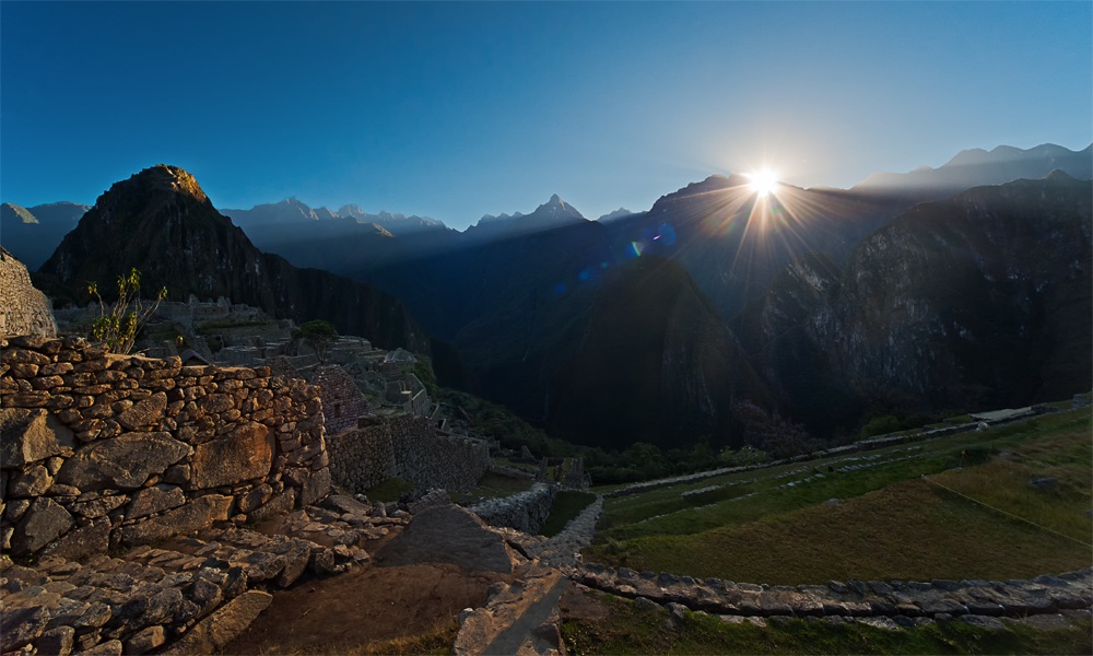 Alba sul Macchu Picchu