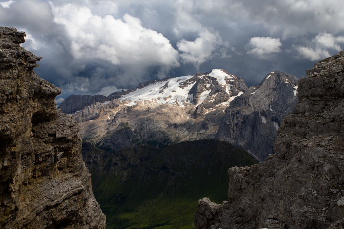 Una finestra sulla Marmolada...