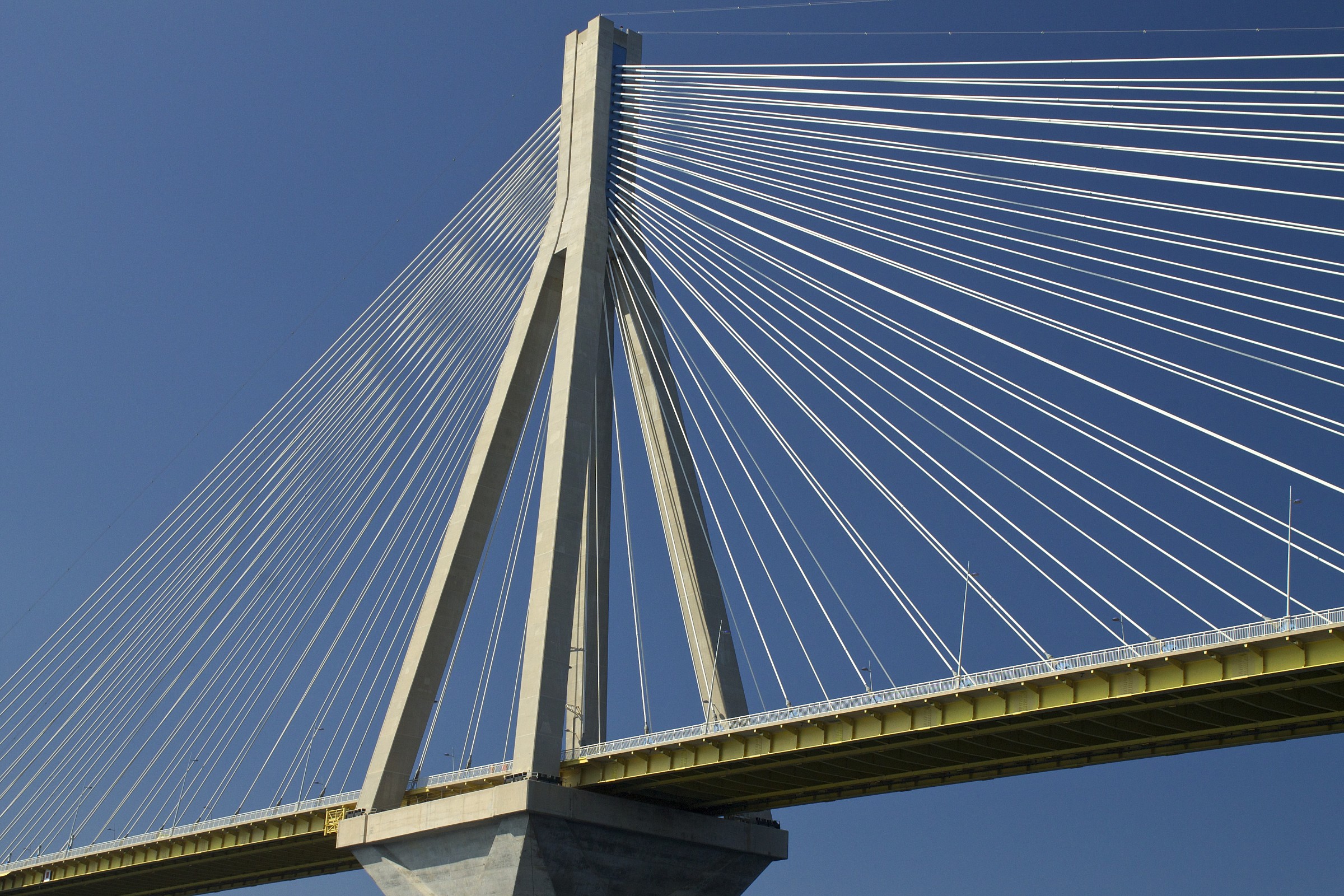 Il ponte Rion Antirion: Geometrie