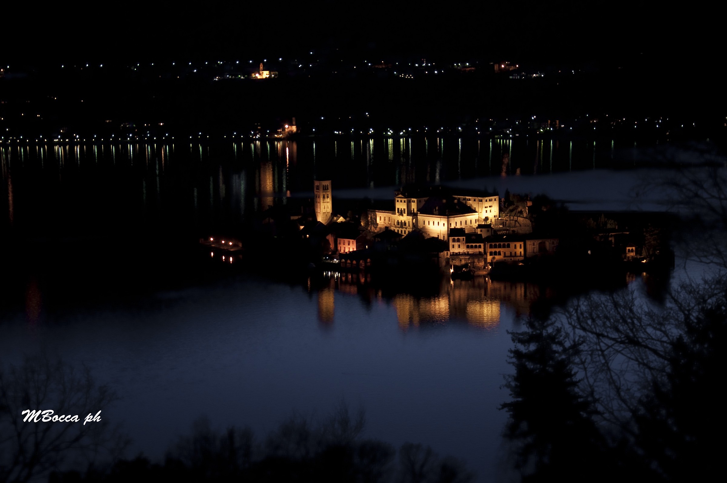 Lago D'Orta San Giulio island
