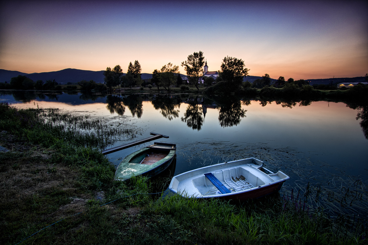 Barche a riposo sul fiume Krka