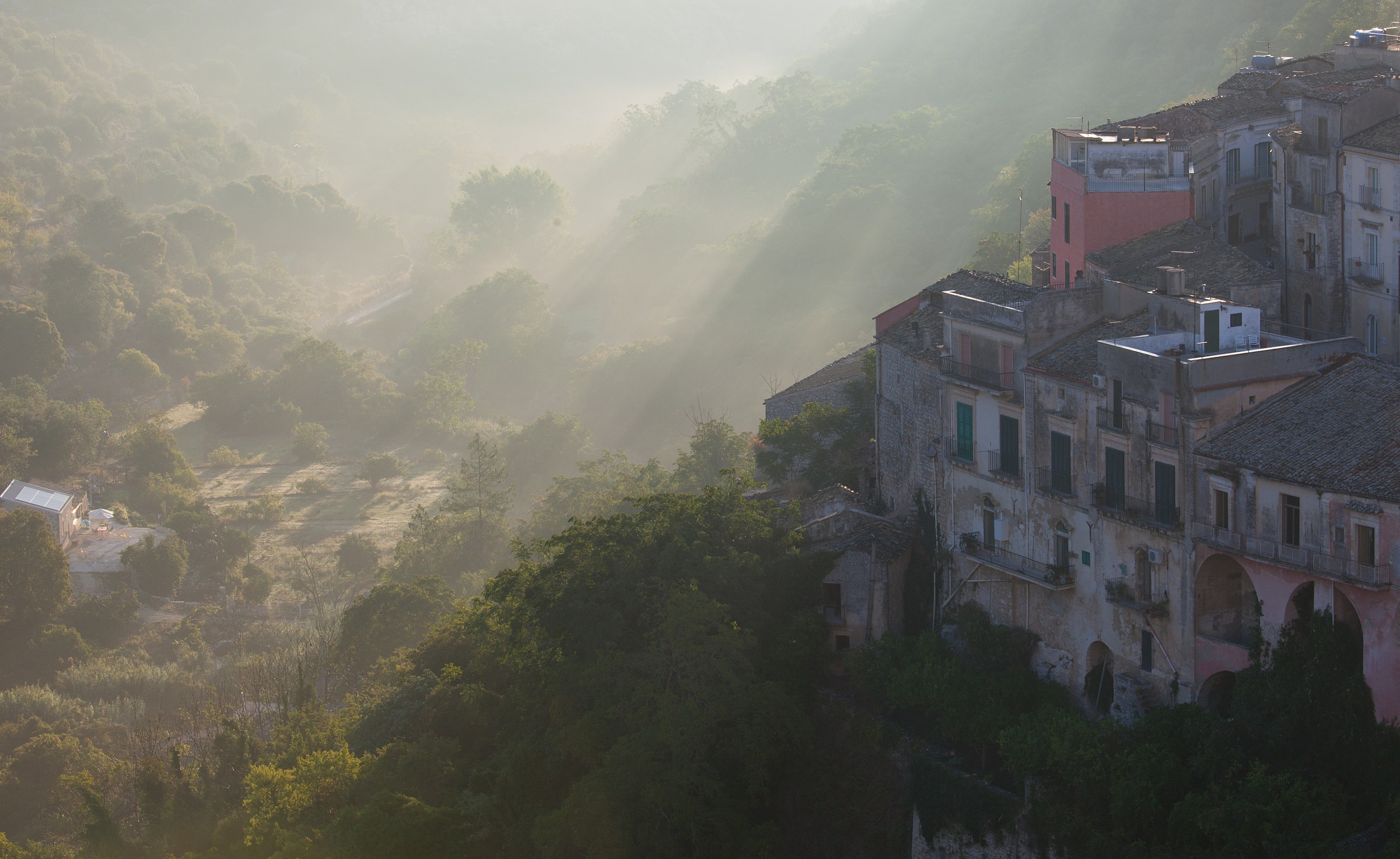The sunrise over Ibla