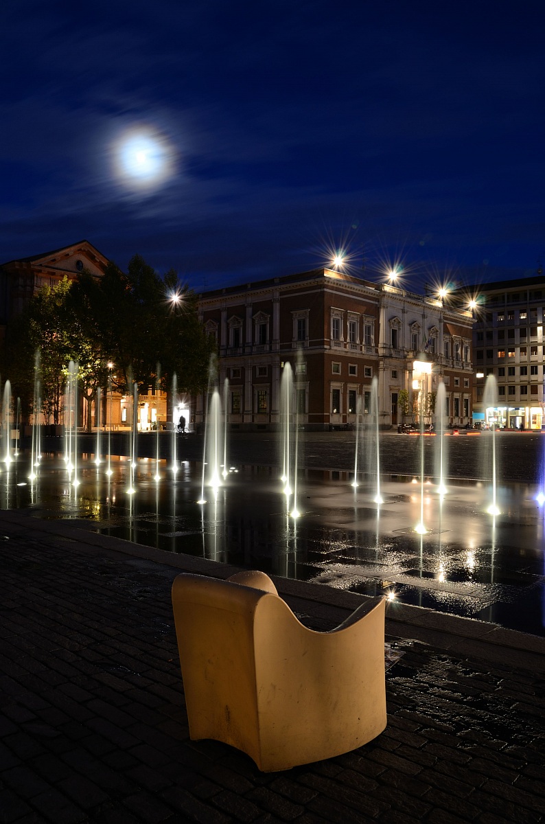 .. Sit in the moonlight ..