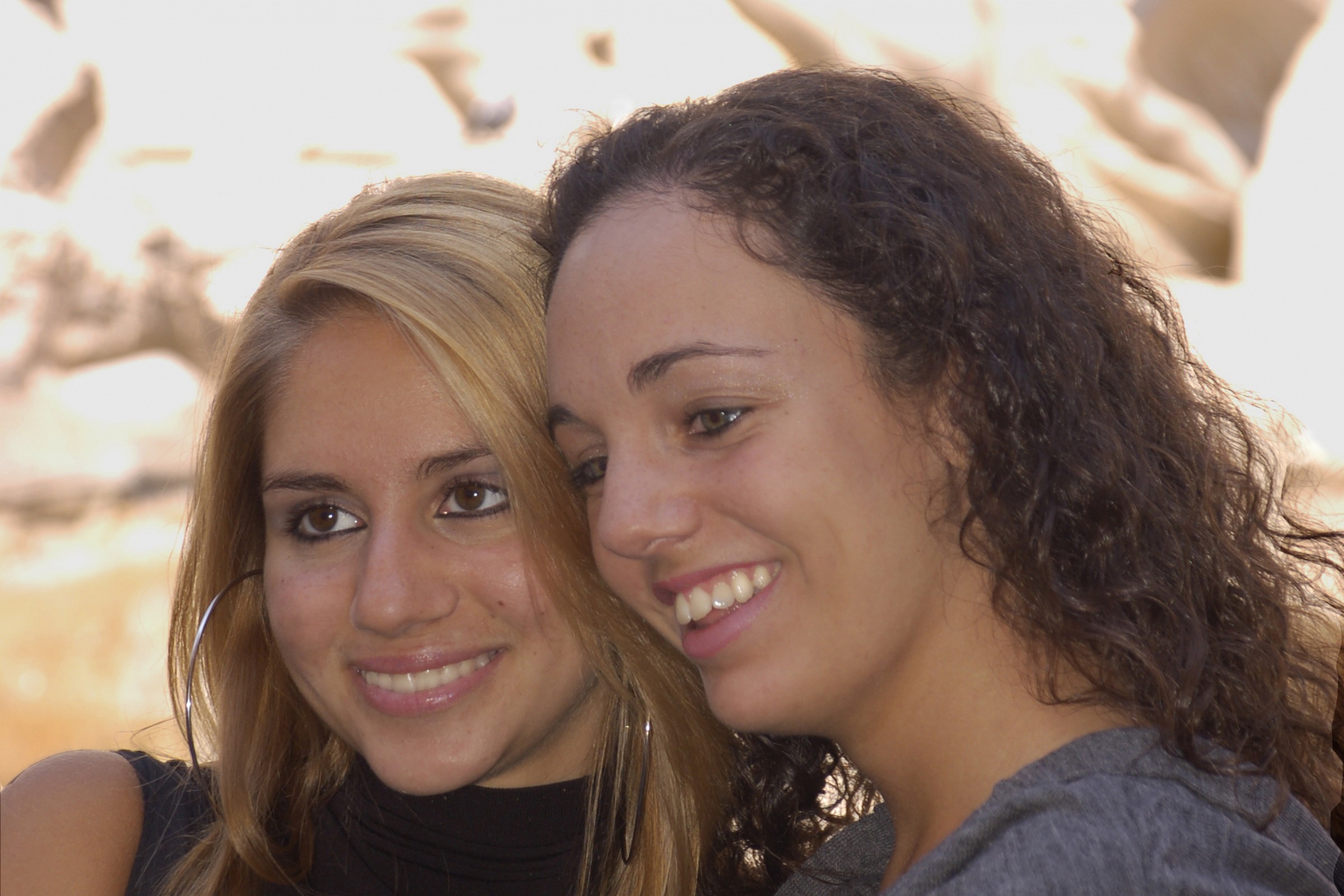 Due volti un sorriso