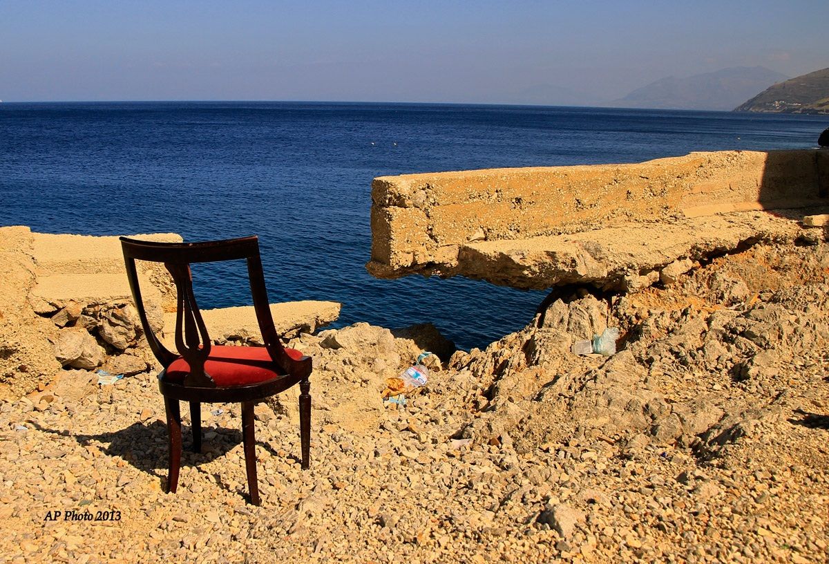 An old chair scanning the horizon