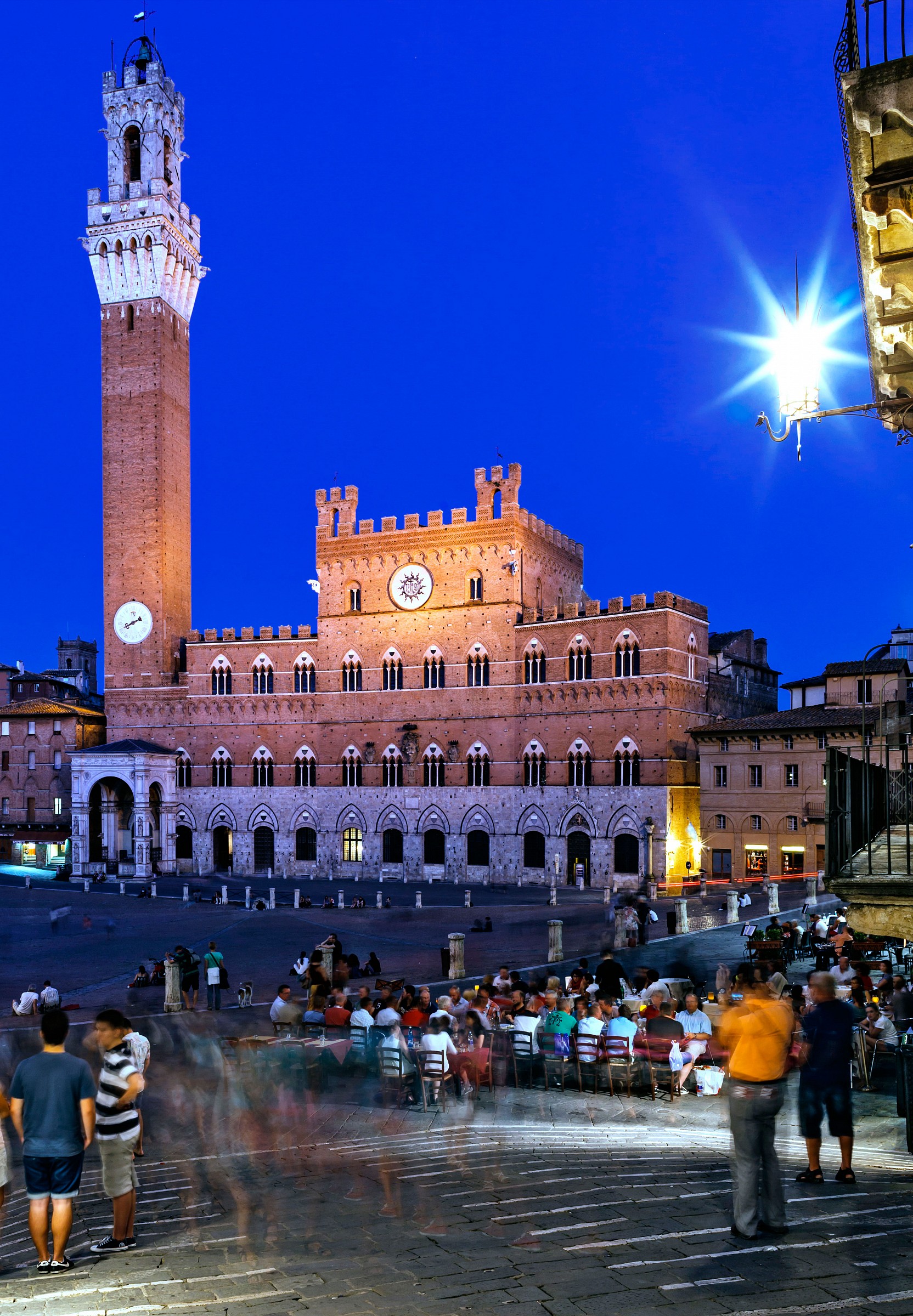 Scorcio notturno di un posto meraviglioso